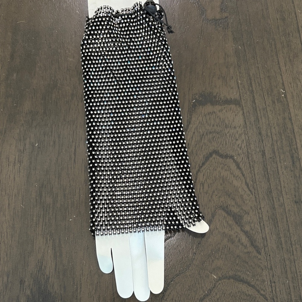 Icing Black Mesh Glove with Silver Accents